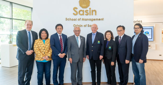 明治大学学長、サシン経営大学院を訪問